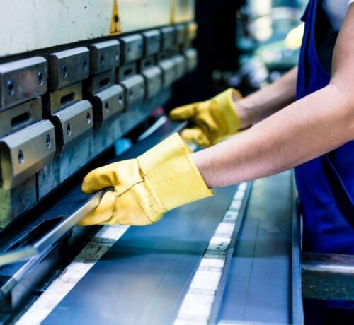 Bending Machine Operator for Andeli